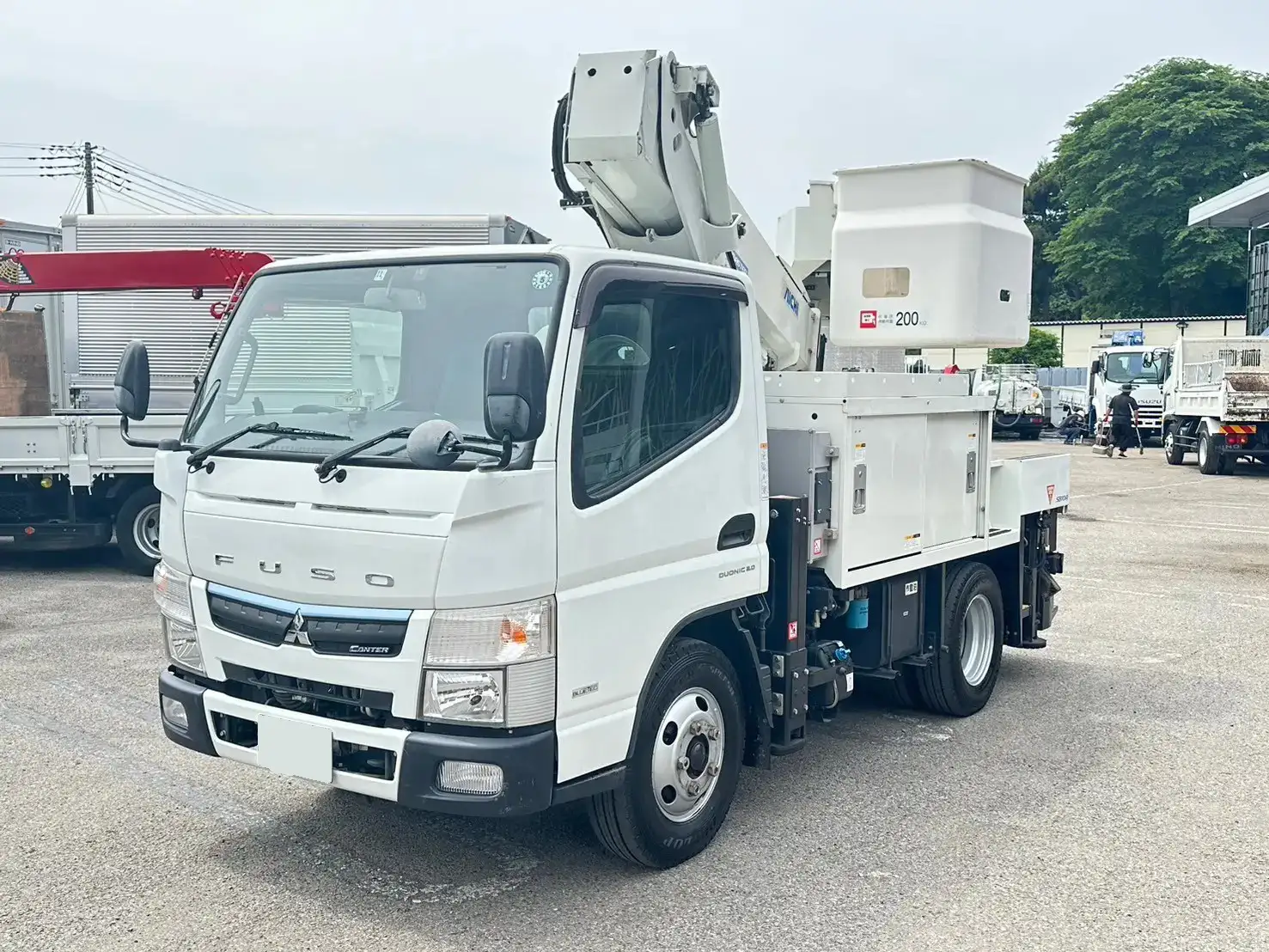 三菱 キャンター 小型 高所・建柱車 高所作業車 電工仕様の中古トラック画像1