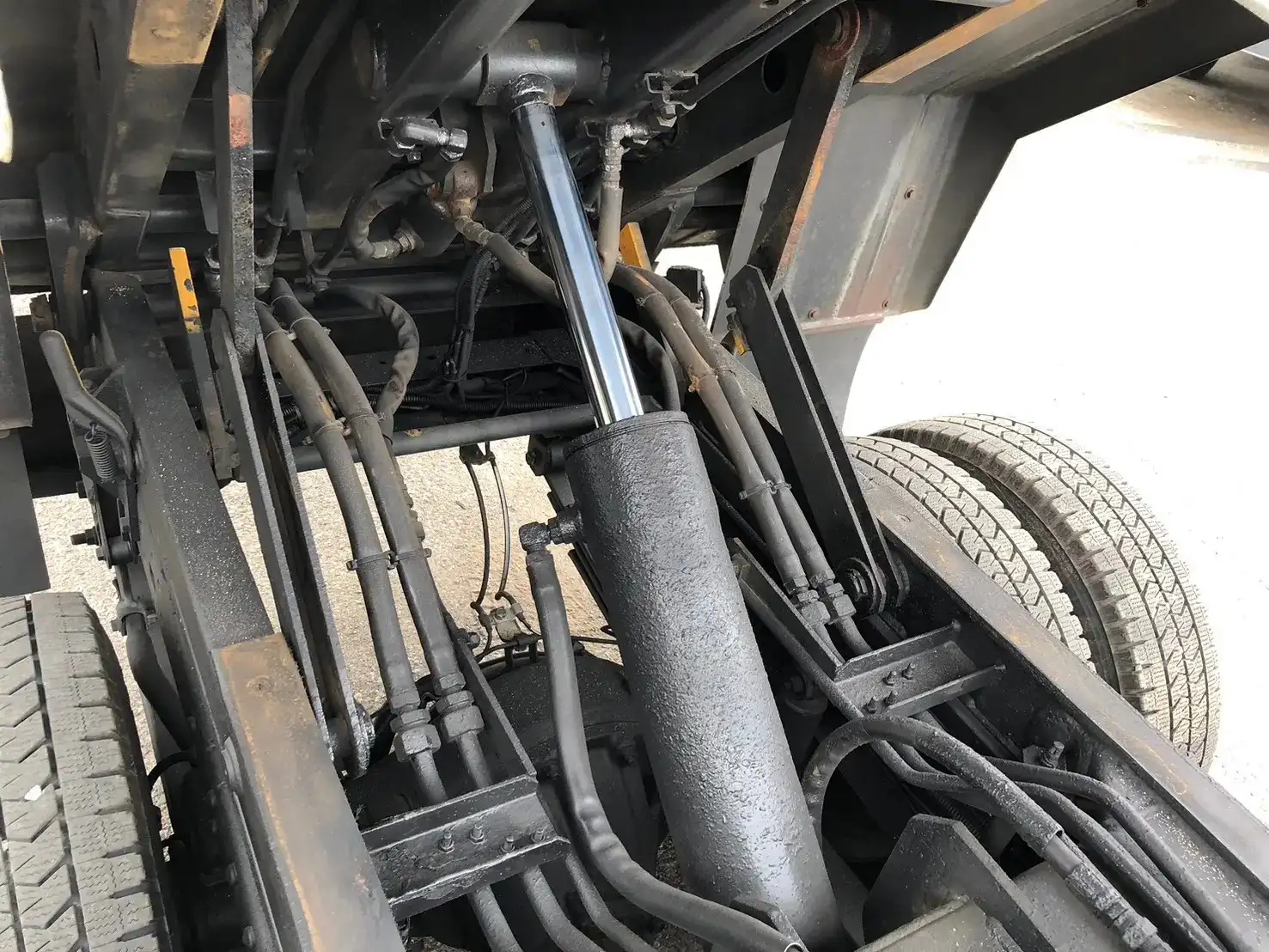 日野 デュトロ 小型 パッカー車 巻き込み式 回転ダンプ式の中古トラック画像15