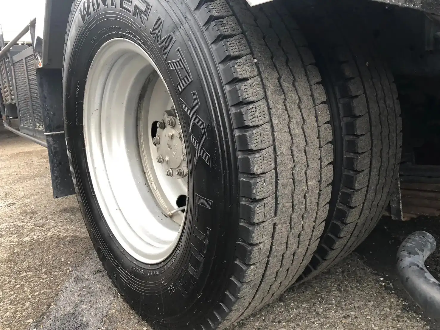 いすゞ エルフ 小型 タンク車 バキューム BKG-NKR85ANの中古トラック画像20