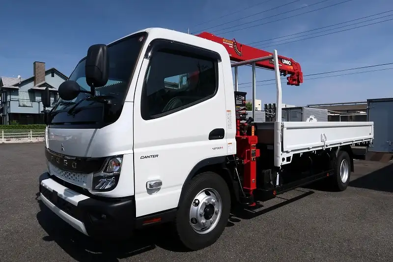 三菱 キャンター 小型 クレーン付 4段 ラジコン の中古トラック【車両No.166766】