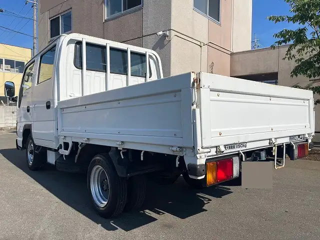 いすゞ エルフ 小型 平ボディ Wキャブ KR-NHR69の中古トラック画像4