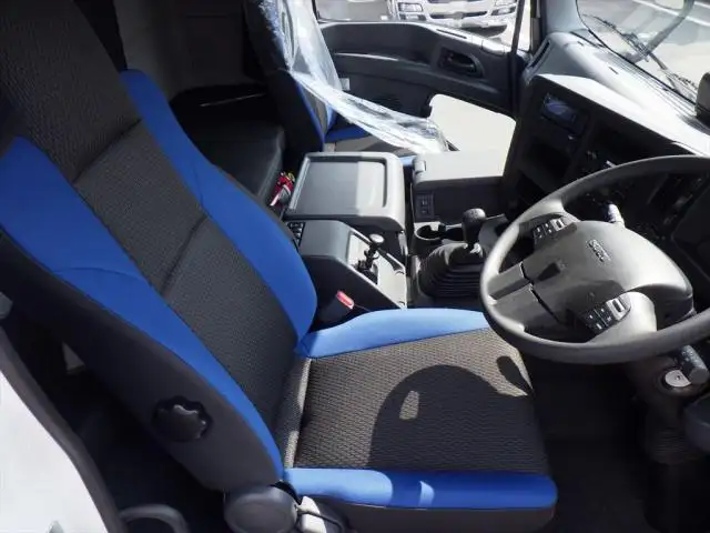 いすゞ ギガ 大型 ウイング ハイルーフ エアサスの中古トラック画像11
