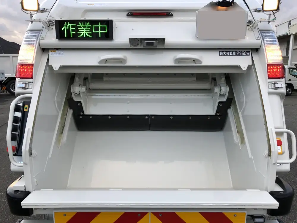 日野 デュトロ 小型 パッカー車 プレス式 2RG-XZU605Xの中古トラック画像4
