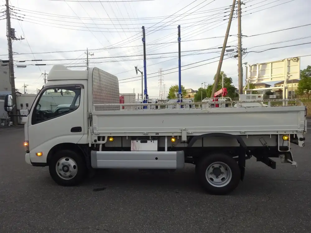 日野 デュトロ 小型 平ボディ TKG-XZU640M H28の中古トラック画像3