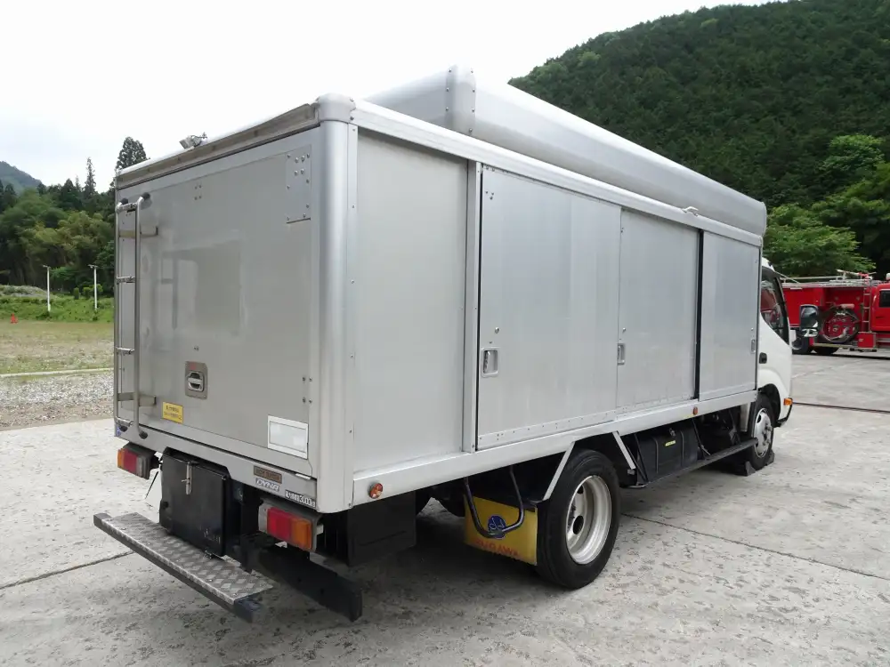 トヨタ ダイナ 小型 特殊車両 TKG-XZU650 H25の中古トラック画像5
