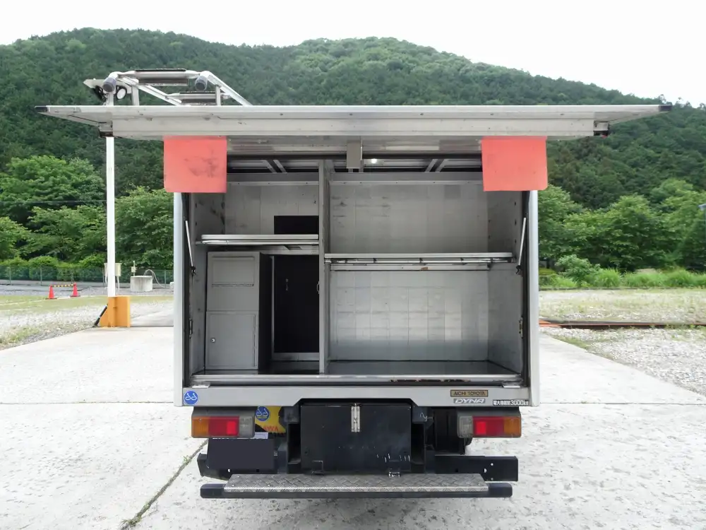 トヨタ ダイナ 小型 特殊車両 TKG-XZU650 H25の中古トラック画像7