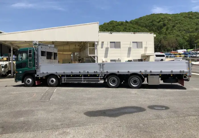 いすゞ ギガ 大型 平ボディ PJ-CYJ51W6 の中古トラック【車両No
