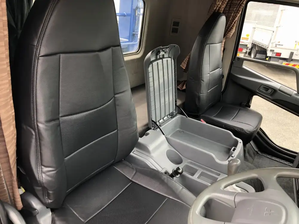 三菱 ファイター 中型/増トン 車両重機運搬 ウインチ LDG-FQ62Fの中古トラック画像11