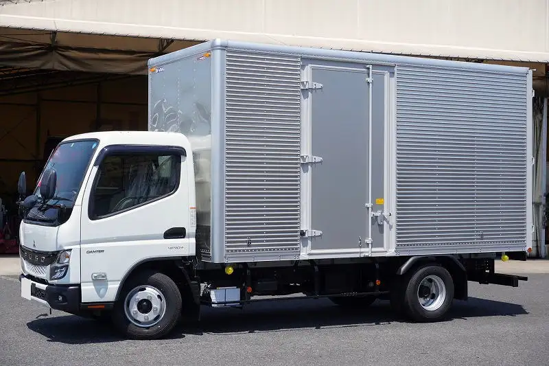 三菱 キャンター 小型 アルミバン サイドドア 2RG-FEA20 の中古トラック【車両No.166908】
