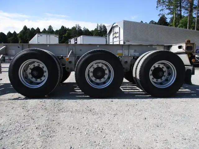 国内・その他 国産車その他 トレーラー/その他 トレーラー 3軸 NCCTB32082の中古トラック画像19