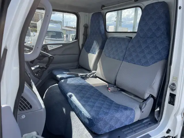 三菱 キャンター 小型 平ボディ KK-FD70AB H16の中古トラック画像12