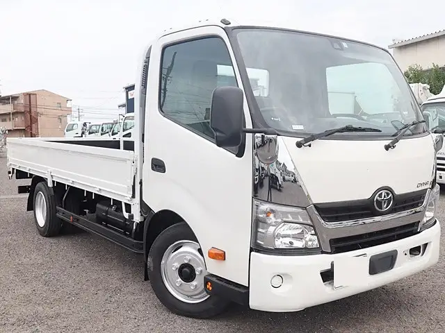 トヨタ ダイナ 小型 平ボディ TPG-XZC710 H30の中古トラック画像2