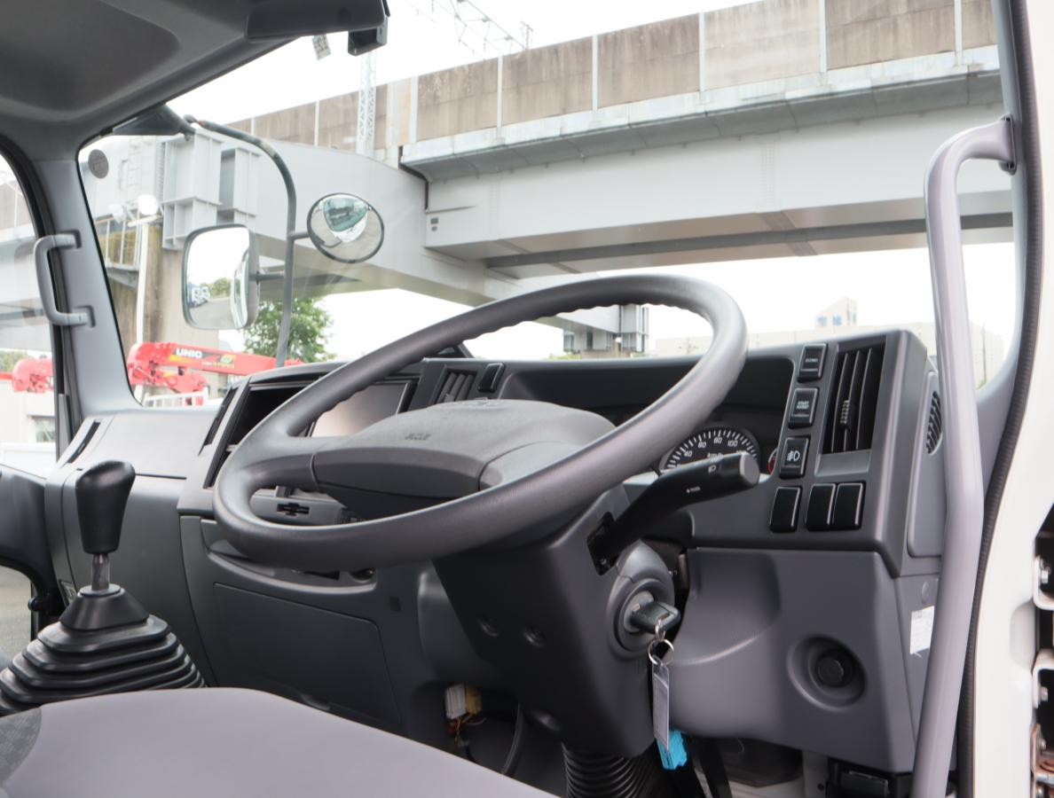いすゞ フォワード 中型/増トン 平ボディ ベッド TKG-FRR90S2の中古トラック画像9