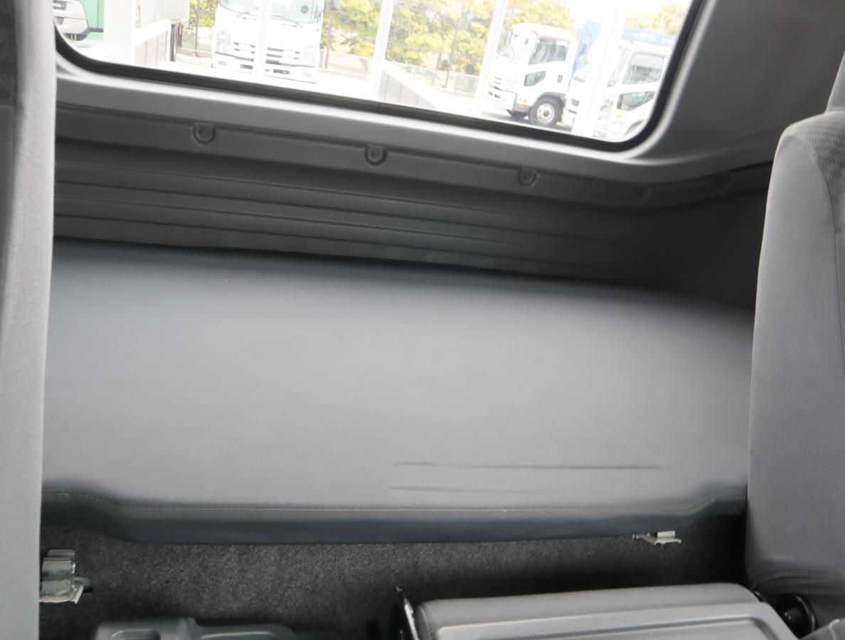いすゞ フォワード 中型/増トン 平ボディ ベッド TKG-FRR90S2の中古トラック画像13