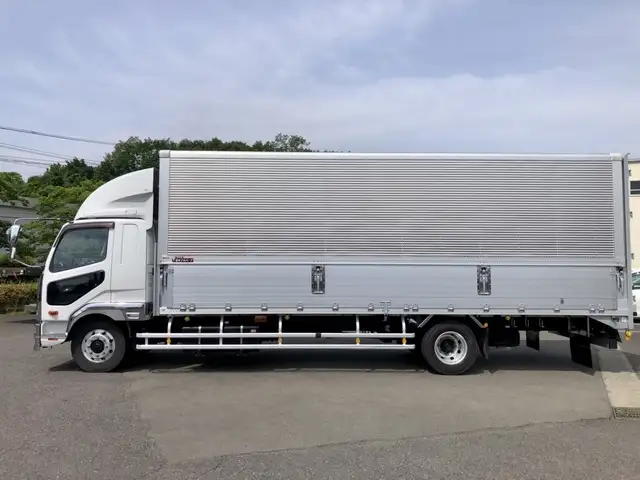三菱 ファイター 中型/増トン ウイング エアサス ベッドの中古トラック画像3