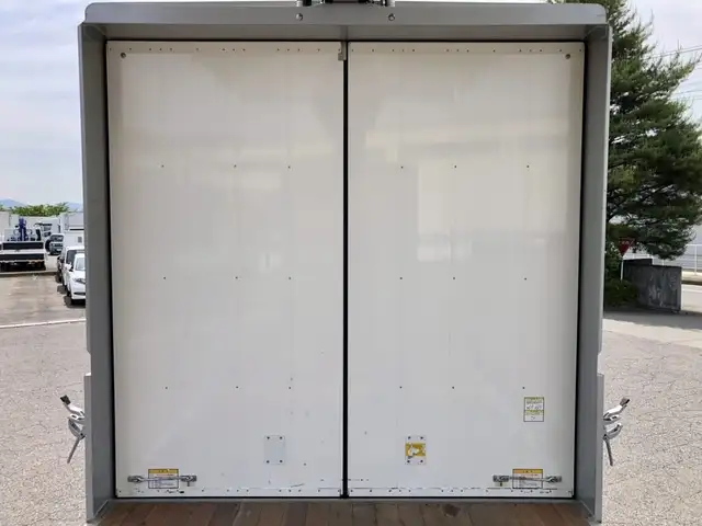 三菱 ファイター 中型/増トン ウイング エアサス ベッドの中古トラック画像6