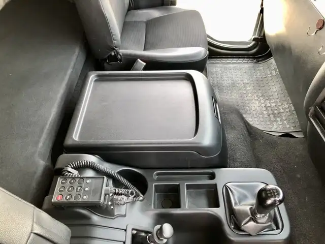 三菱 ファイター 中型/増トン ウイング エアサス ベッドの中古トラック画像14