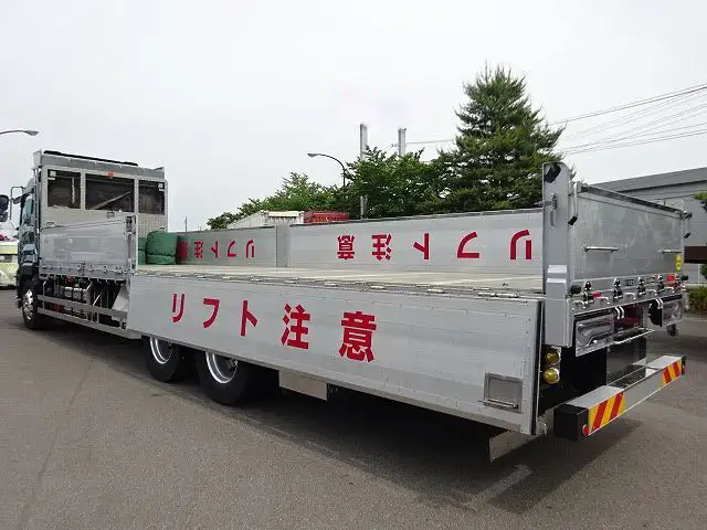いすゞ ギガ 大型 平ボディ 2PG-CYL77C の中古トラック【車両No