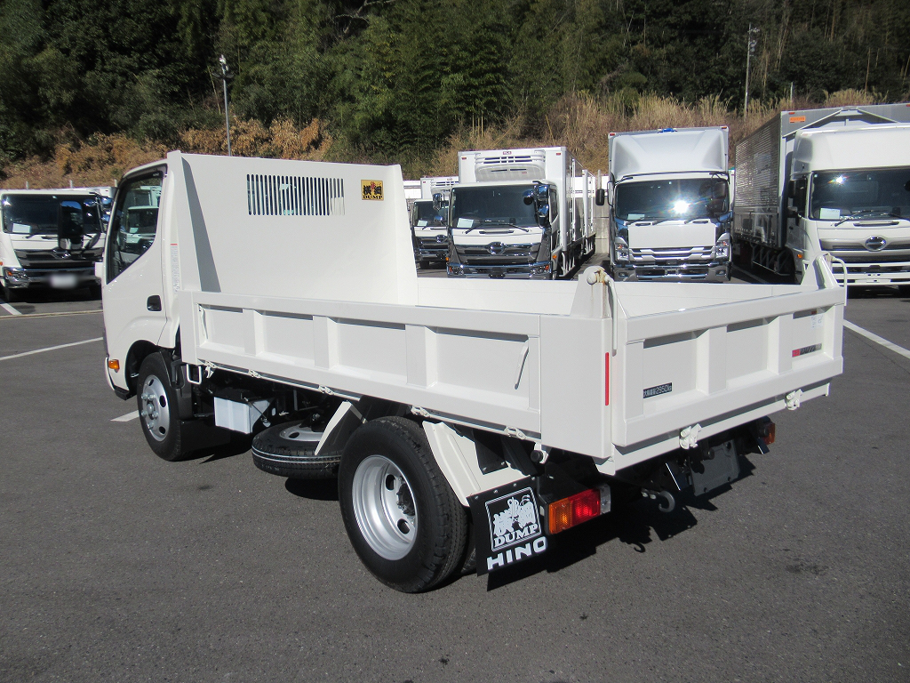 日野 デュトロ 小型 ダンプ 強化 2RG-XZU600Tの中古トラック画像5