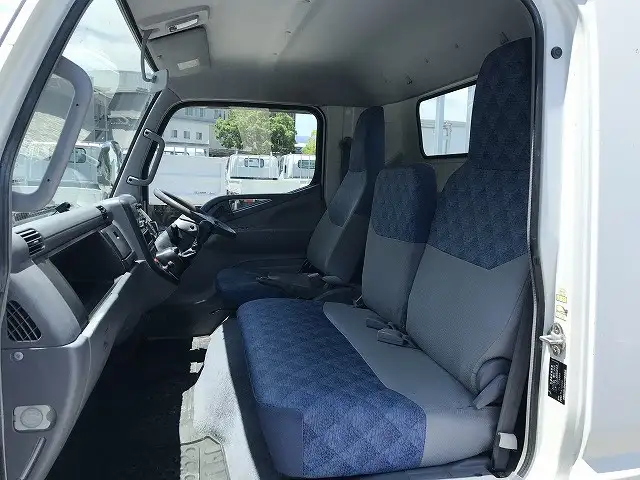 三菱 キャンター 小型 平ボディ PA-FE82DG H16の中古トラック画像6