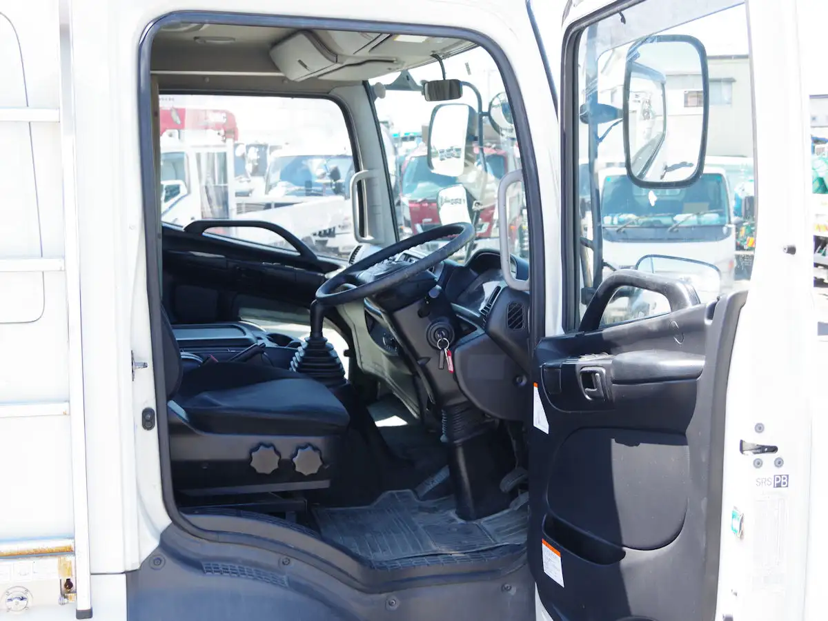 日野 レンジャー 中型/増トン 平ボディ 標準 QKG-FE7JKAA の中古 日野 レンジャー 中型/増トン 平ボディ 標準 QKG-FE7JKAA の中古