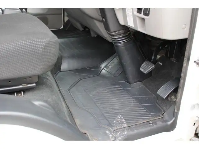 三菱 キャンター 小型 平ボディ  H31/R1の中古トラック画像9