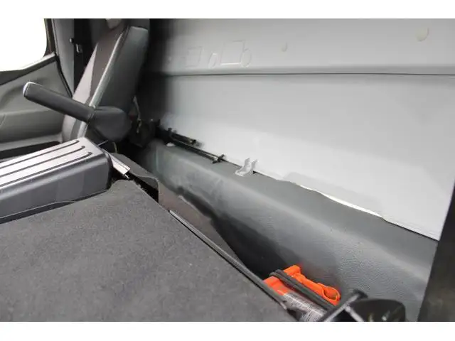 三菱 キャンター 小型 平ボディ  H31/R1の中古トラック画像8