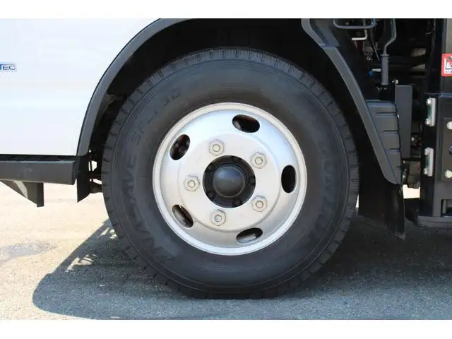 三菱 キャンター 小型 高所・建柱車 高所作業車 電工仕様の中古トラック画像20