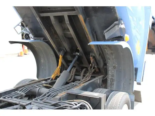 いすゞ エルフ 小型 パッカー車 巻き込み式 回転ダンプ式の中古トラック画像16