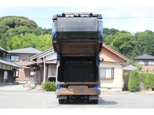 いすゞ エルフ 小型 パッカー車 巻き込み式 回転ダンプ式の中古トラック画像5