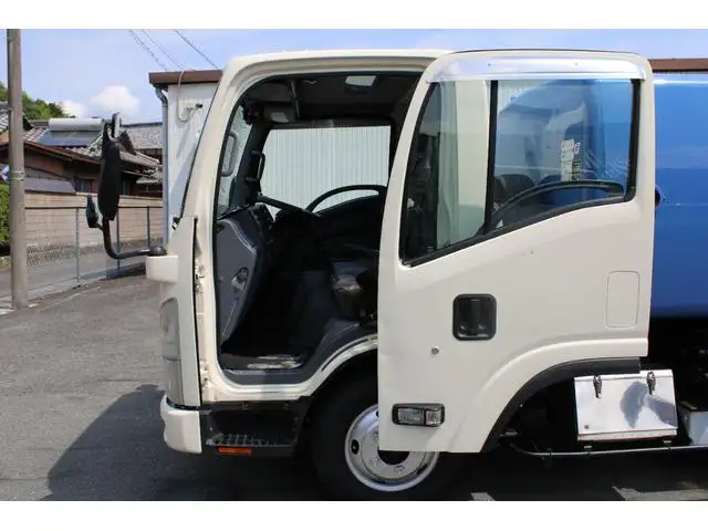 いすゞ エルフ 小型 パッカー車 巻き込み式 回転ダンプ式の中古トラック画像9