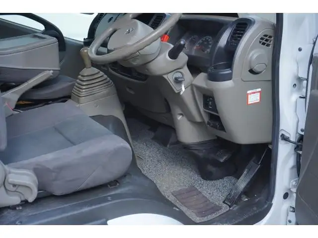 日産 アトラス 小型 平ボディ パワーゲート の中古トラック画像11
