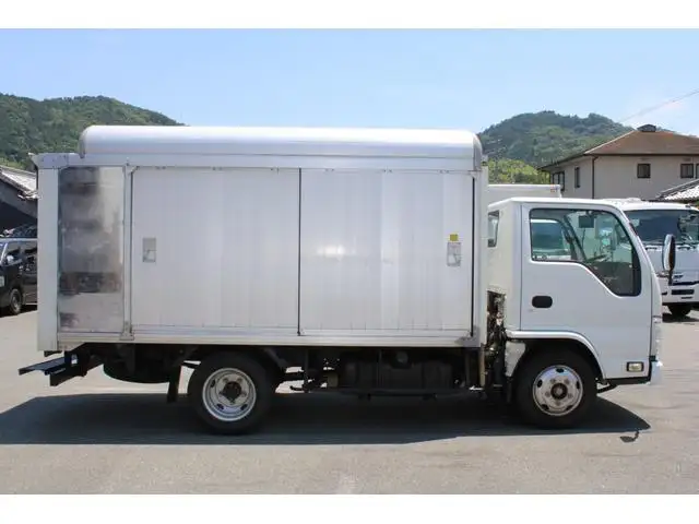 いすゞ エルフ 小型 アルミバン ボトルカー サイドドアの中古トラック画像2