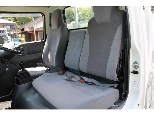 マツダ タイタン 小型 平ボディ パワーゲート 床鉄板の中古トラック画像9