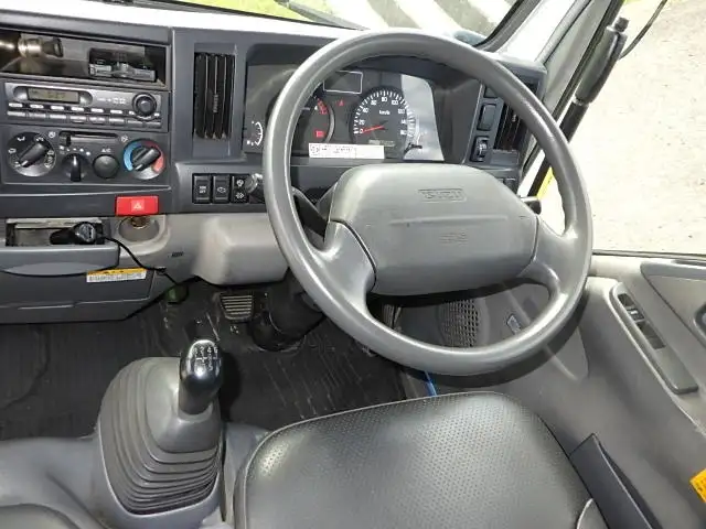 いすゞ エルフ 小型 高所・建柱車 高所作業車 BDG-NKR85N の中古 いすゞ エルフ 小型 高所・建柱車 高所作業車 BDG-NKR85N の中古