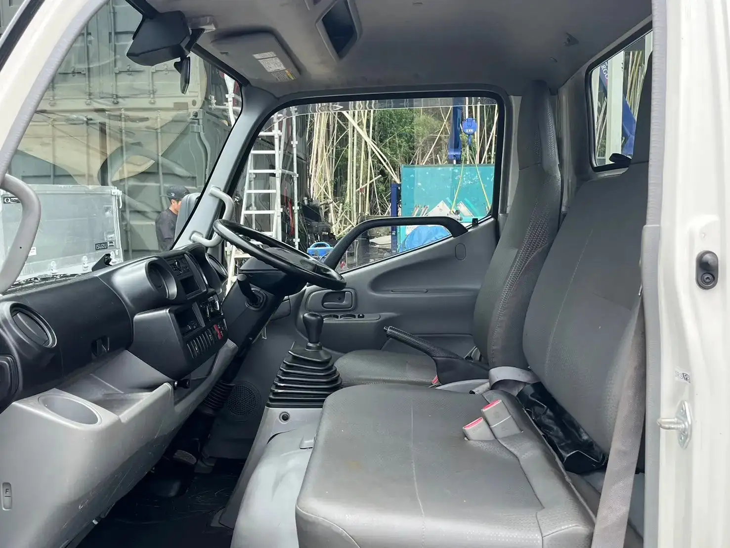 トヨタ トヨエース 小型 平ボディ TKG-XZC655 H30の中古トラック画像12