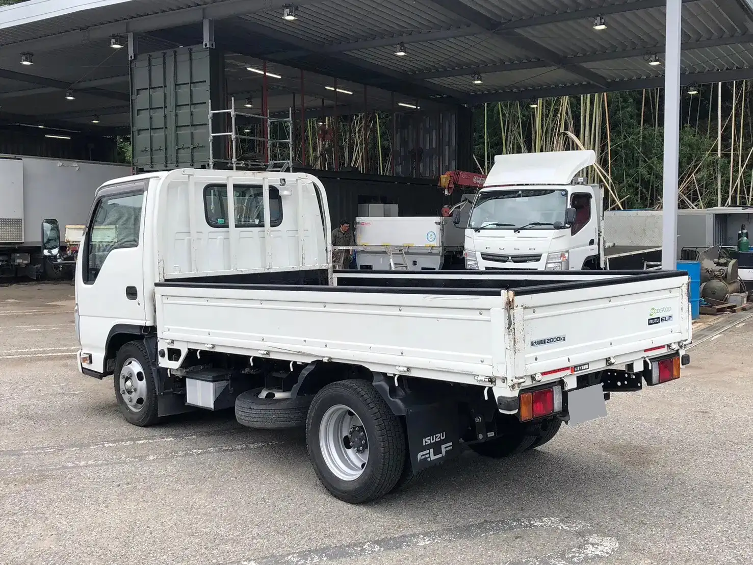 いすゞ エルフ 小型 平ボディ TRG-NJR85A H31/R1の中古トラック画像5