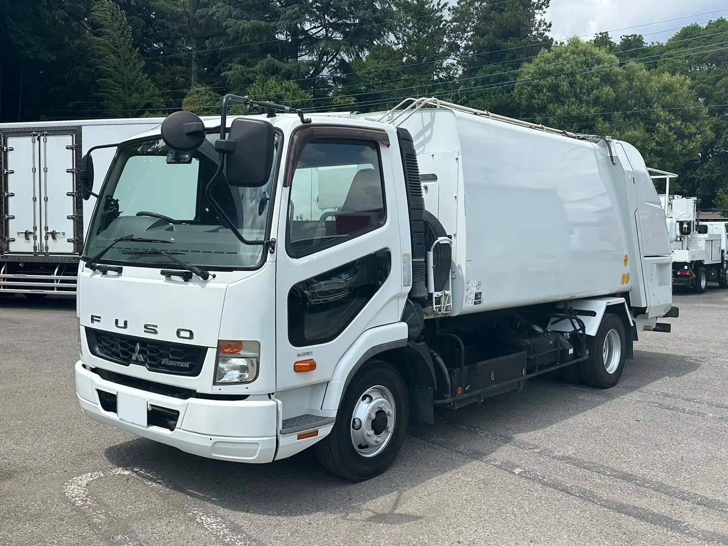 三菱 ファイター 中型/増トン パッカー車 TKG-FK71F
