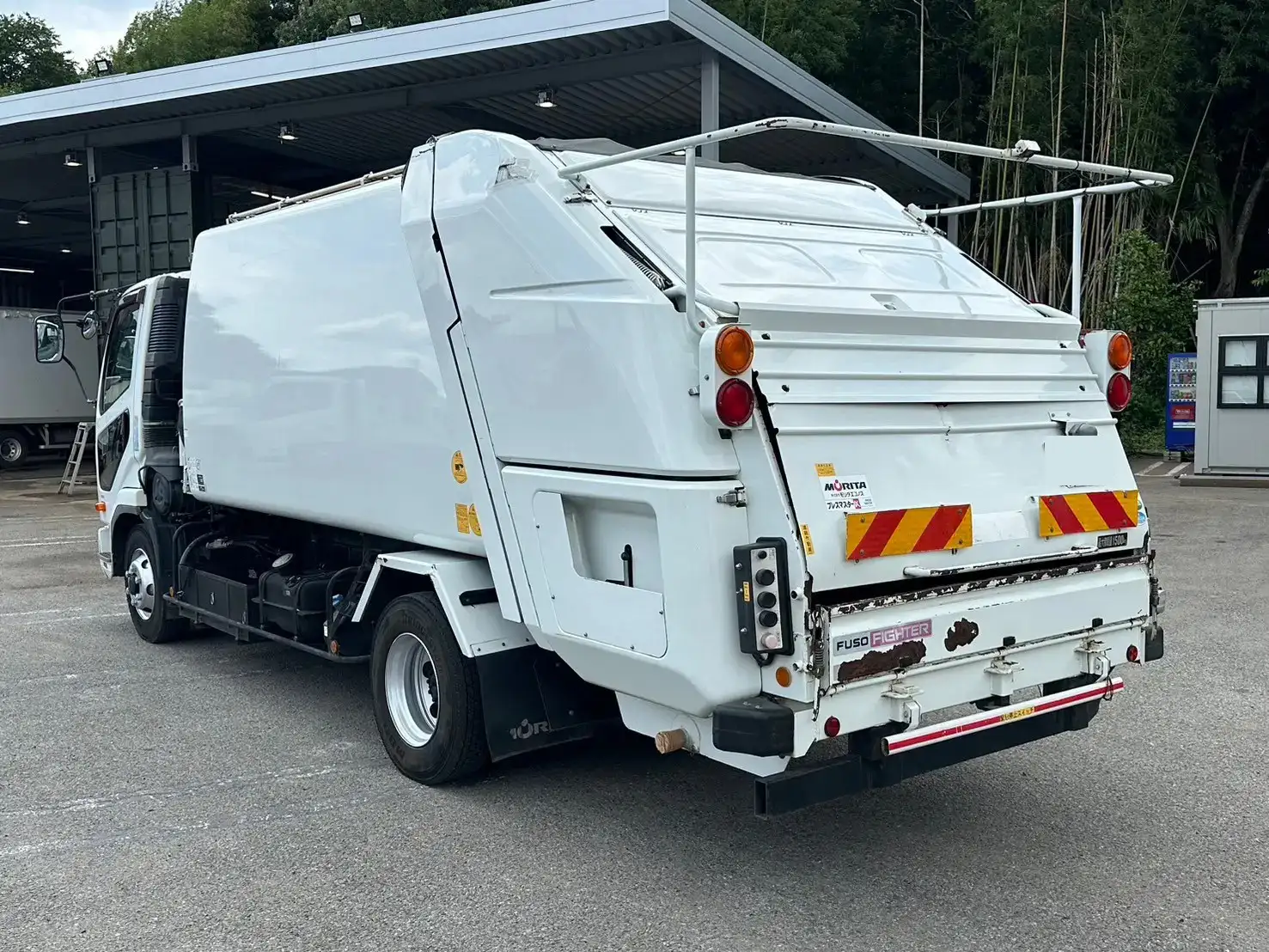 三菱 ファイター 中型/増トン パッカー車 プレス式 TKG-FK71Fの中古トラック画像4