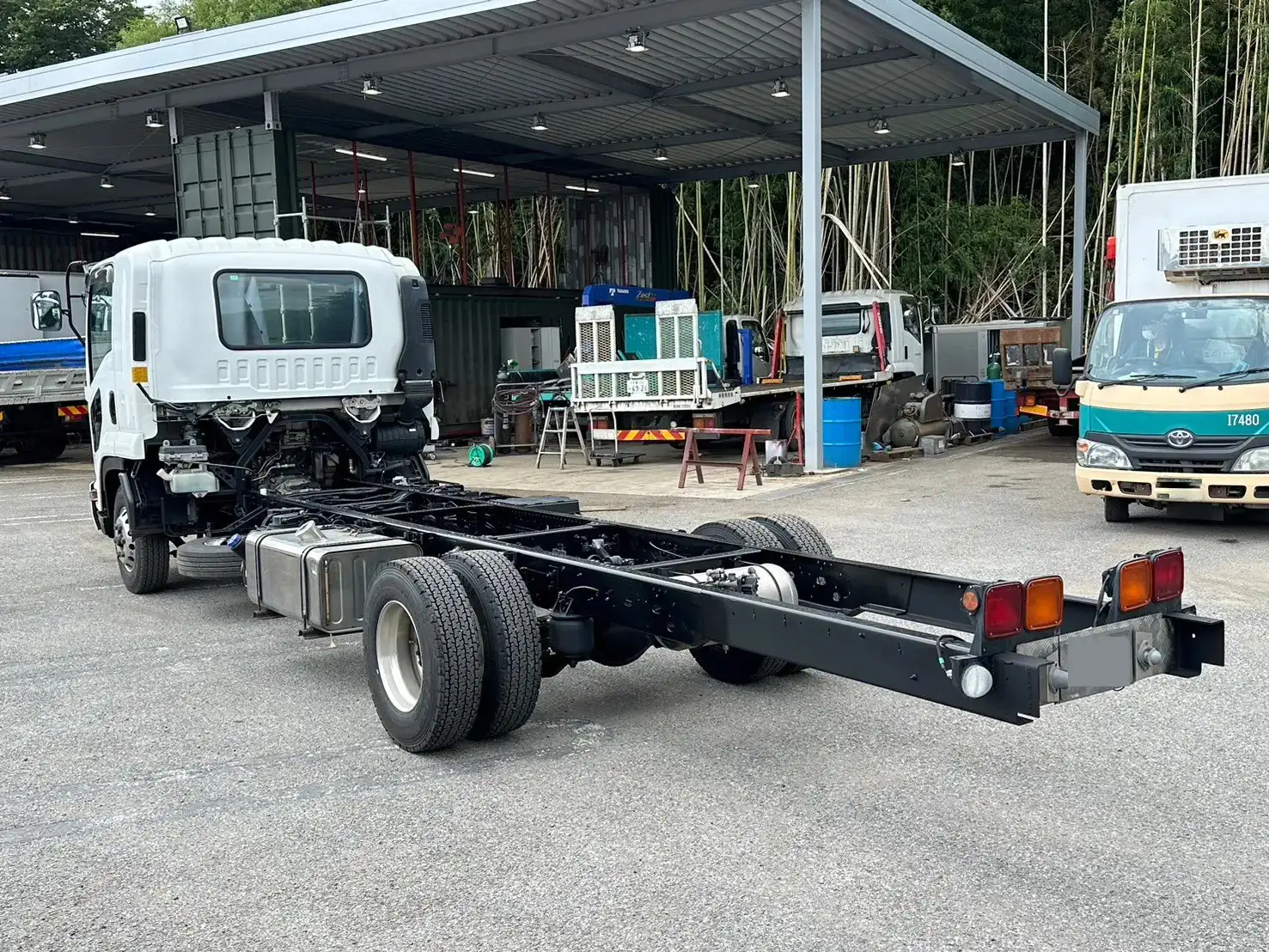 いすゞ フォワード 中型/増トン シャーシ 2PG-FRR90T2 の中古