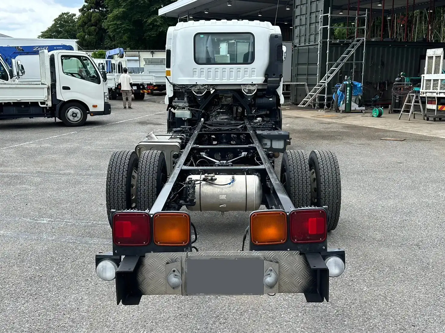 いすゞ フォワード 中型/増トン シャーシ 2PG-FRR90T2 の中古