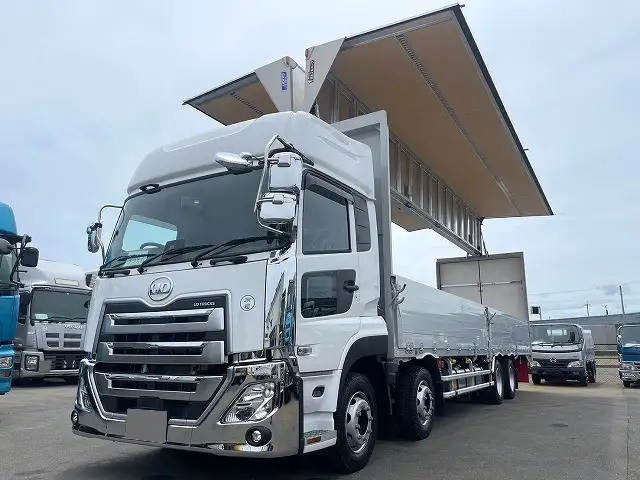 日産UD クオン 大型 ウイング ハイルーフ エアサスの中古トラック画像1