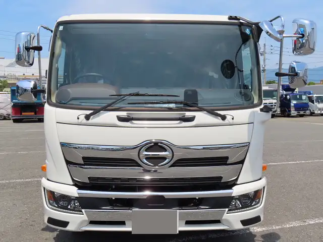 日野 レンジャー 中型/増トン 平ボディ エアサス ベッドの中古トラック画像2