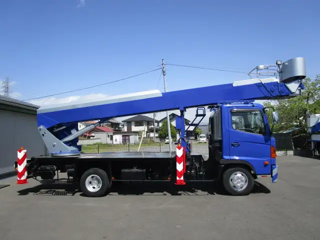 日野 レンジャー 中型/増トン 高所・建柱車 高所作業車 BDG-FC6JGWAの中古トラック画像3