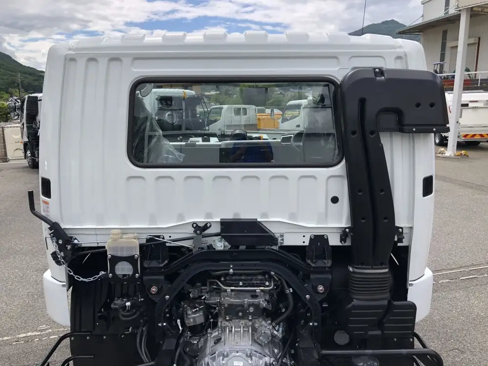 三菱 ファイター 中型/増トン 車両重機運搬 ラジコン ウインチの中古トラック画像10