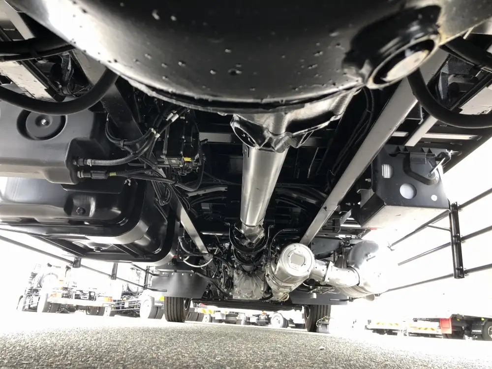 三菱 ファイター 中型/増トン 車両重機運搬 ラジコン ウインチの中古トラック画像15