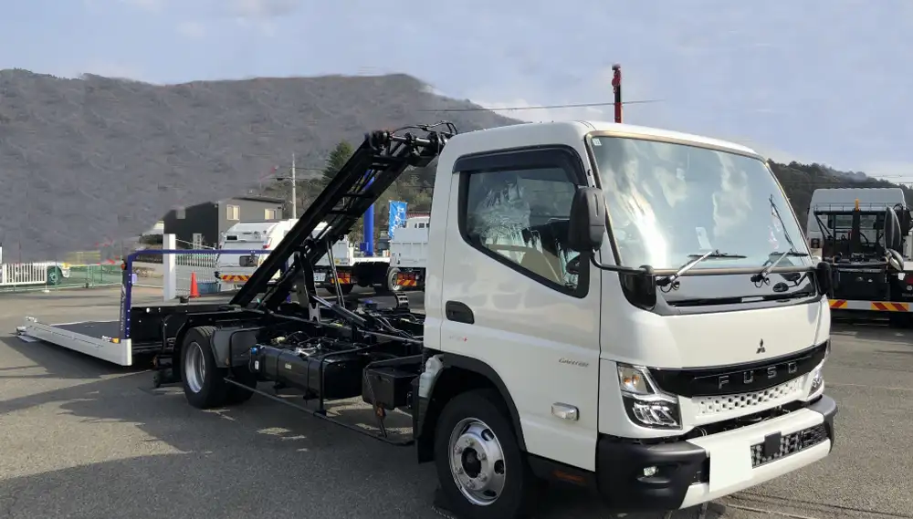 三菱 キャンター 小型 車両重機運搬 ラジコン ウインチの中古トラック画像1