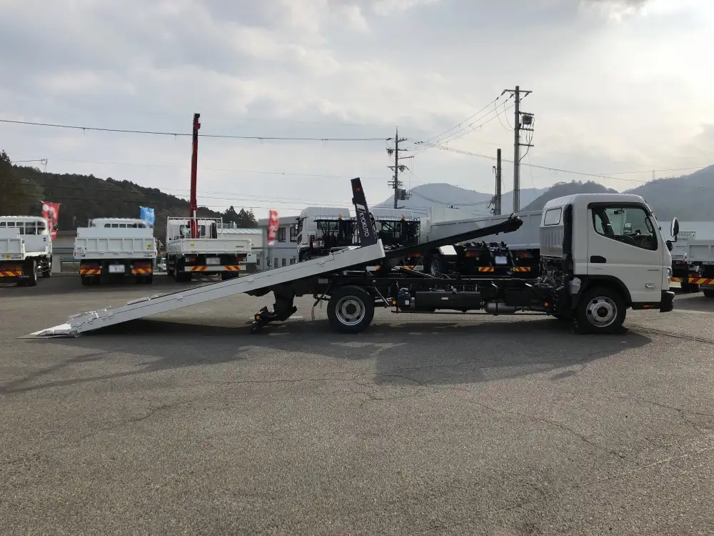 三菱 キャンター 小型 車両重機運搬 ラジコン ウインチの中古トラック画像3
