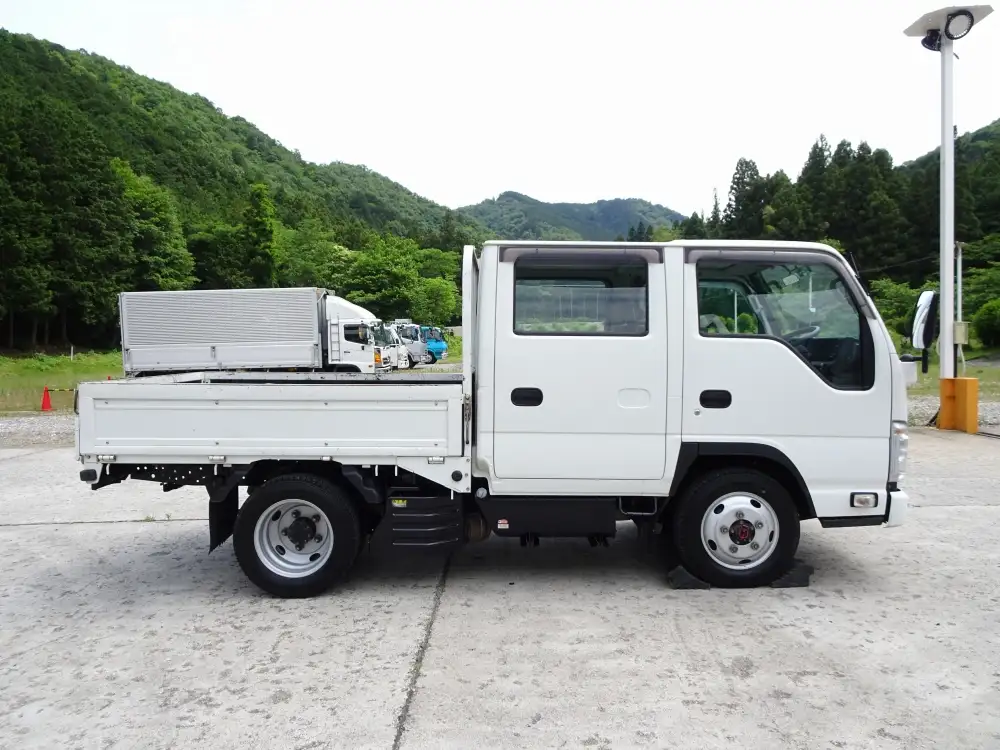 いすゞ エルフ 小型 平ボディ Wキャブ TRG-NJS85Aの中古トラック画像9