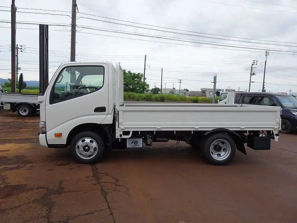 トヨタ ダイナ 小型 平ボディ 2PG-GDY281 R6の中古トラック画像3